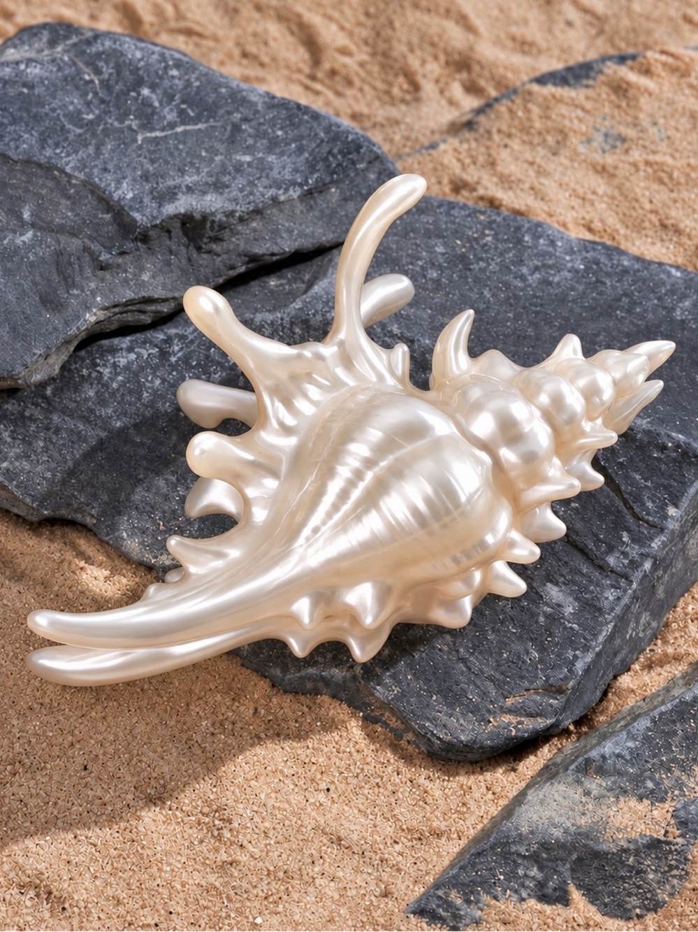 “Spiny Murex” Echinate Spiky Conch Shell Mermaid Beach Sea Pearlescent Hair Claw